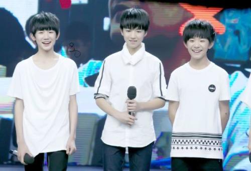 TFBOYS最新照片引發(fā)回憶狂潮