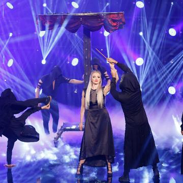 最新舞臺(tái)魔術(shù)表演,最新舞臺(tái)魔術(shù)表演的高科技產(chǎn)品介紹