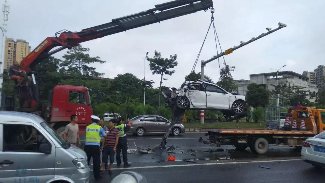 惠州車禍最新消息,惠州車禍最新消息——探尋小巷深處的獨特風味