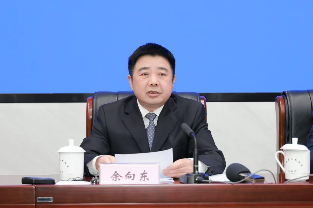余最新廳長帶你探秘小巷美食天堂