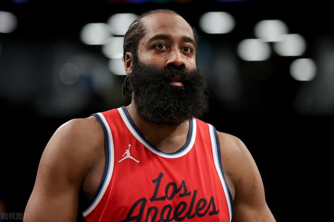 哈登賽場炸裂再現(xiàn)，引領(lǐng)風(fēng)暴狂潮的最新比賽！